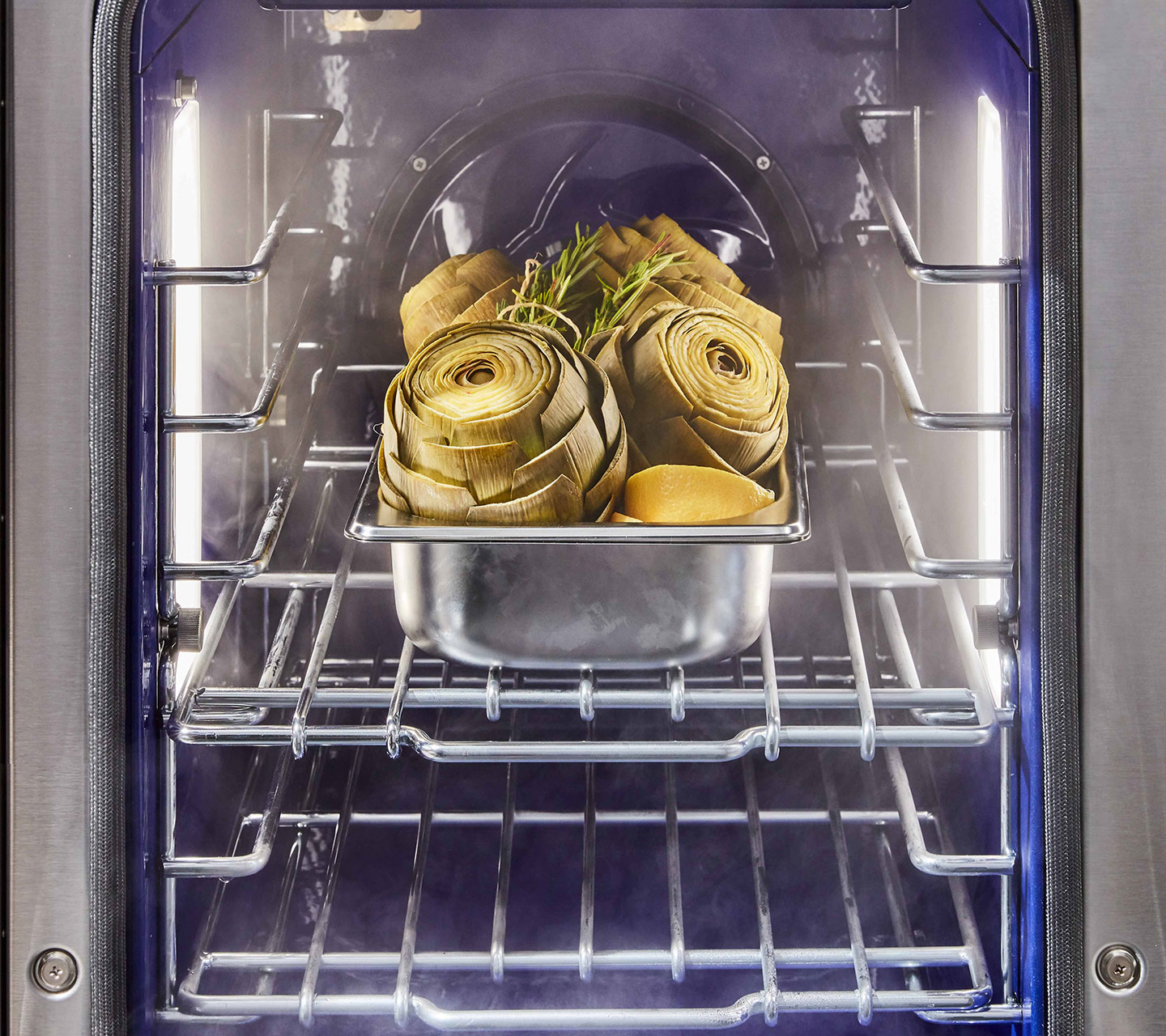 Signature Kitchen Suite Dual-Fuel Pro Range - Cenwood Appliance